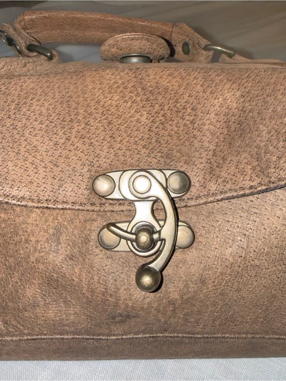 Y2K Vintage leather Adventure Bound handbag with strap